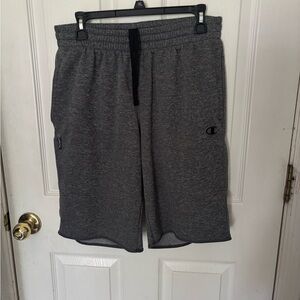 Dark Gray Men’s Champion Sweat Shorts(LIKE NEW)